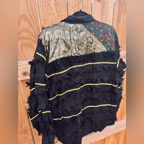 NANCY-K Vintage Western Embellished Button Front Long Sleeve Top - Picture 7 of 13